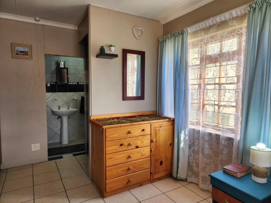 3 Bedroom Property for Sale in Vakansieplaas Western Cape